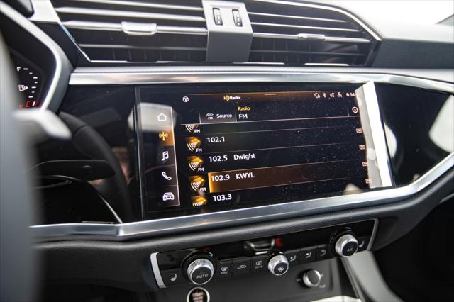 2025 Audi Q3 S Line Premium Image 18 of 37