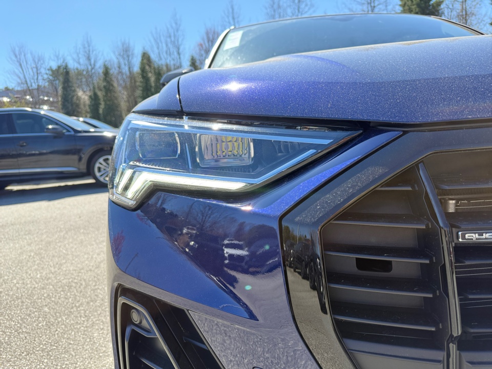 Vehicle image 24 of 35