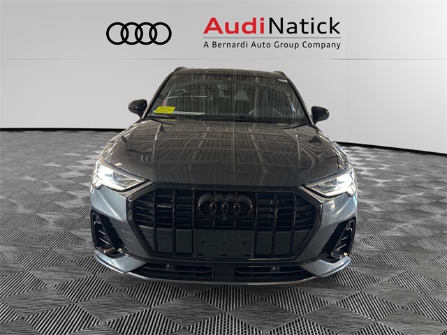 Vehicle image 2 of 15