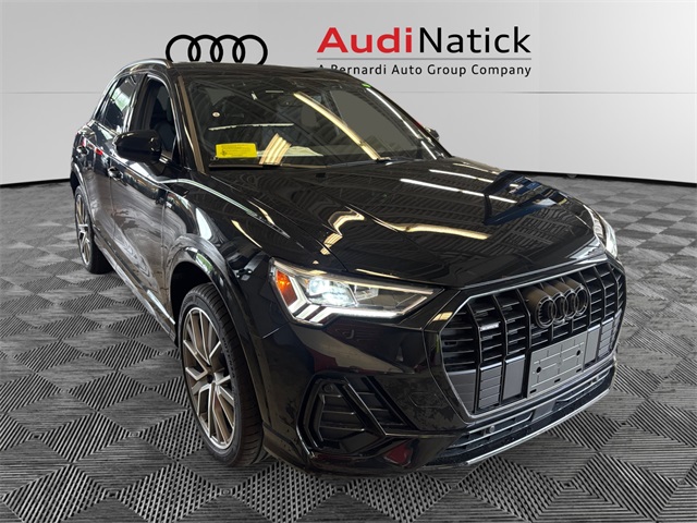 Vehicle image 3 of 15