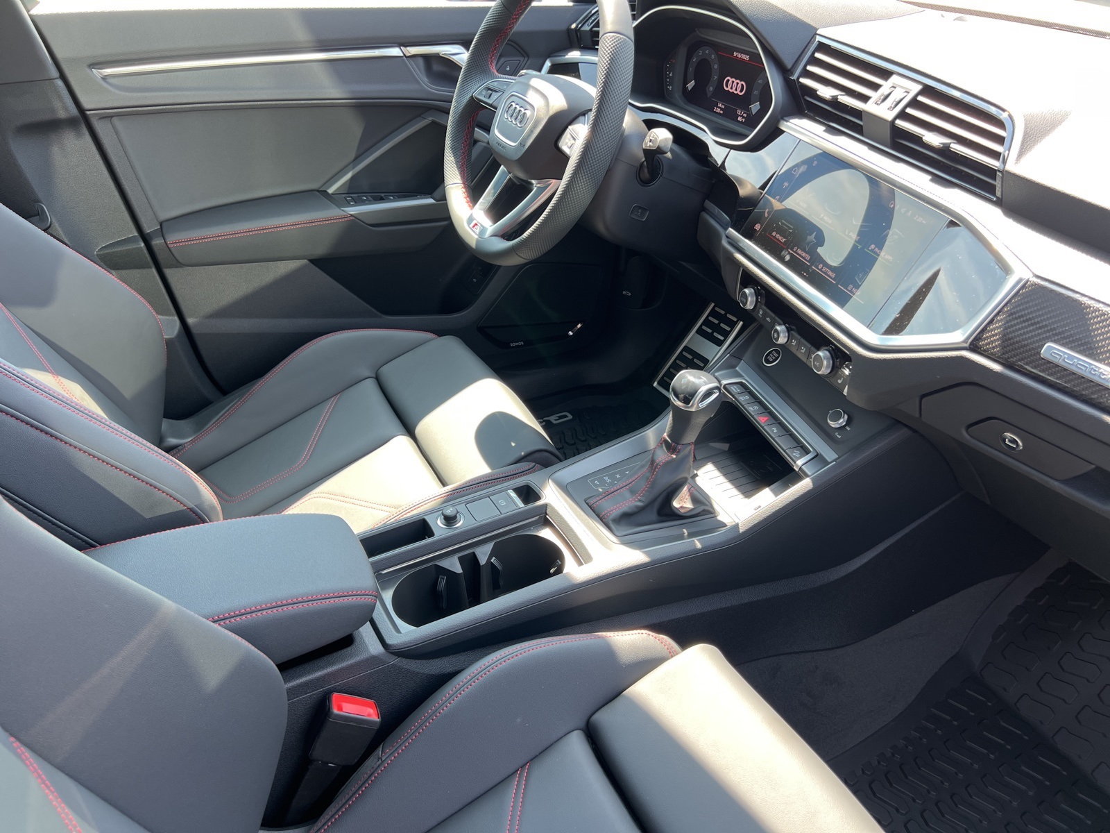 2025 Audi Q3 S Line Premium Plus Image 17 of 19