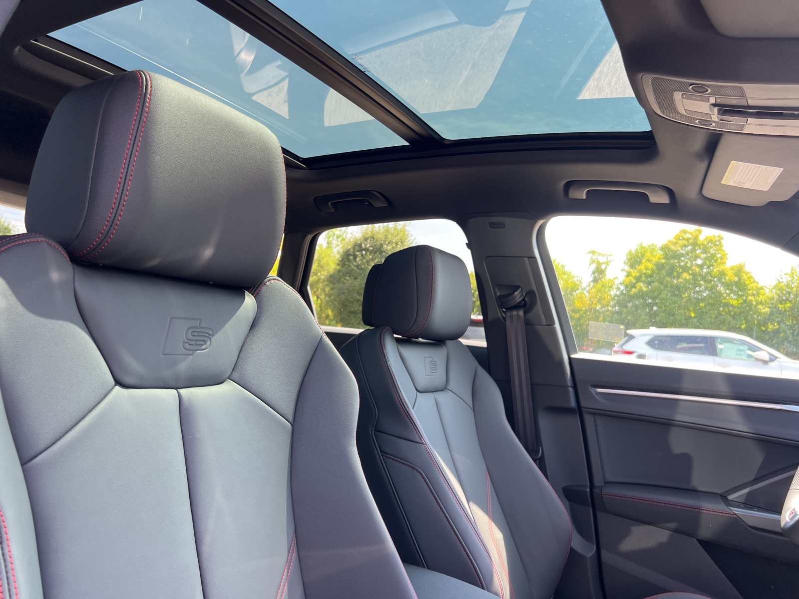 2025 Audi Q3 S Line Premium Plus Image 10 of 19