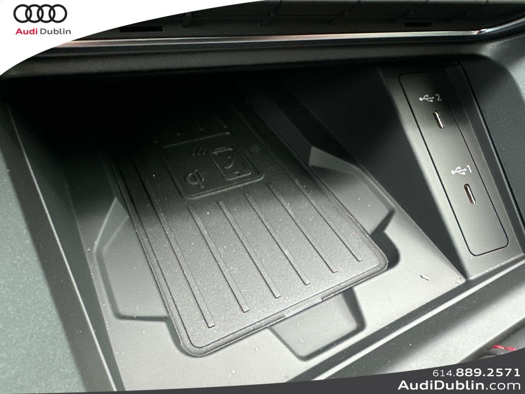 Vehicle image 23 of 35