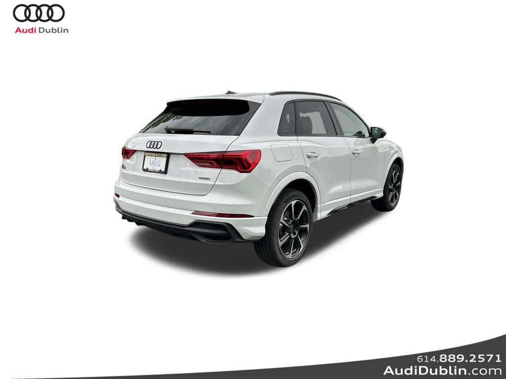 Vehicle image 5 of 35