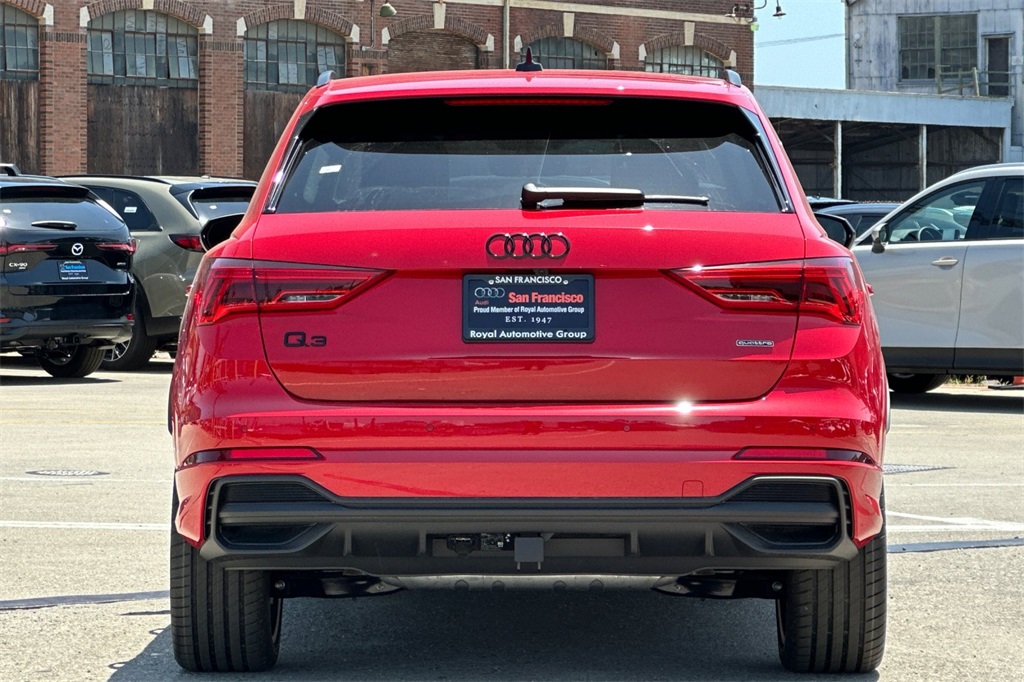 Vehicle image 6 of 23