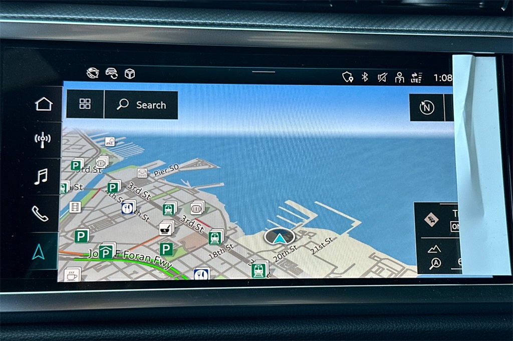 Vehicle image 16 of 23