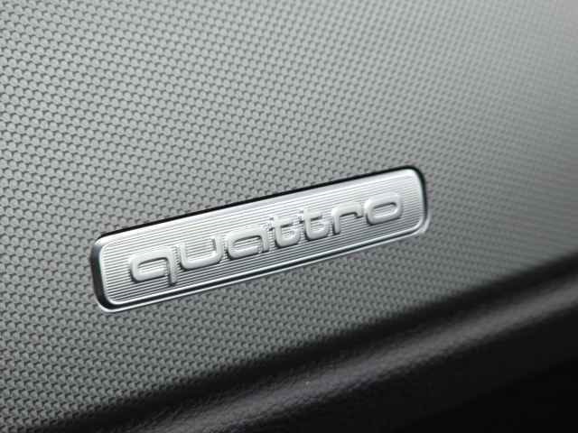 Vehicle image 26 of 42