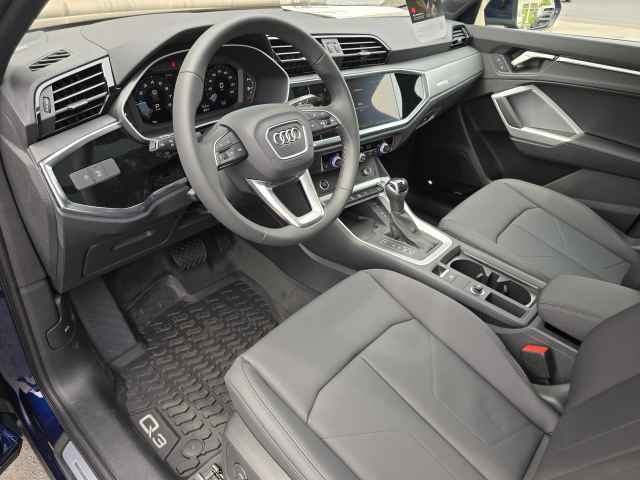 Vehicle image 36 of 42