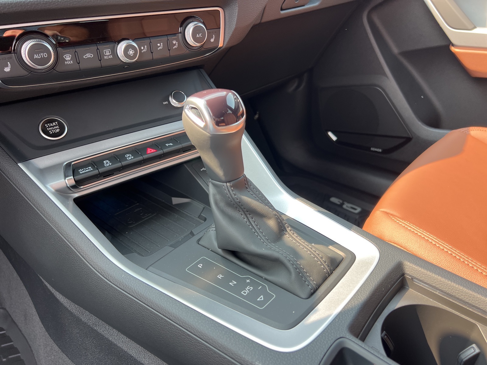 2025 Audi Q3 S Line Premium Plus Image 13 of 16