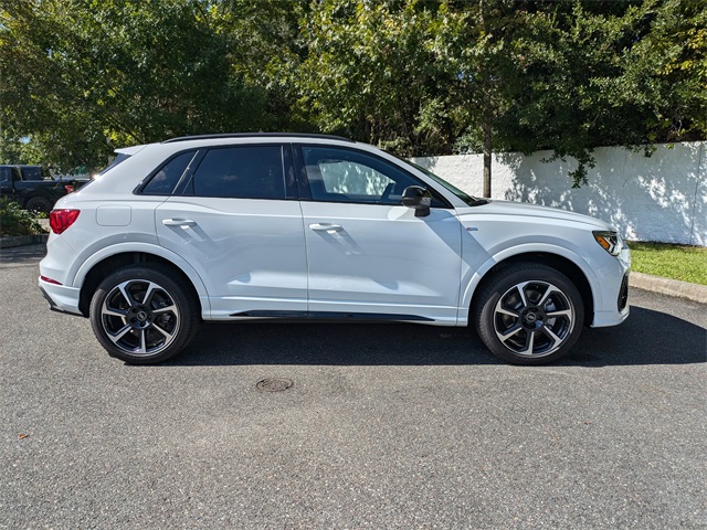 2025 Audi Q3 S Line Premium Plus Image 4 of 30