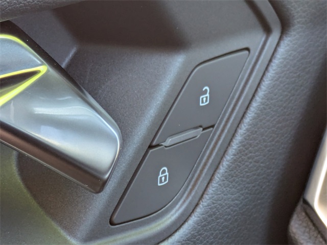 2025 Audi Q3 S Line Premium Plus Image 23 of 30