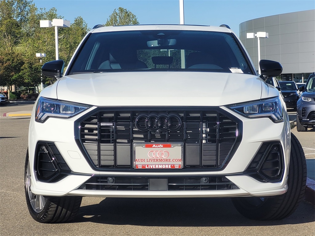 Vehicle image 1 of 15