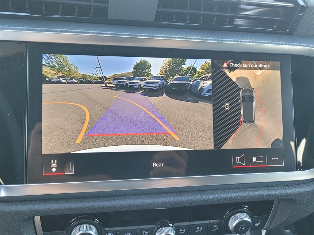 Vehicle image 15 of 15