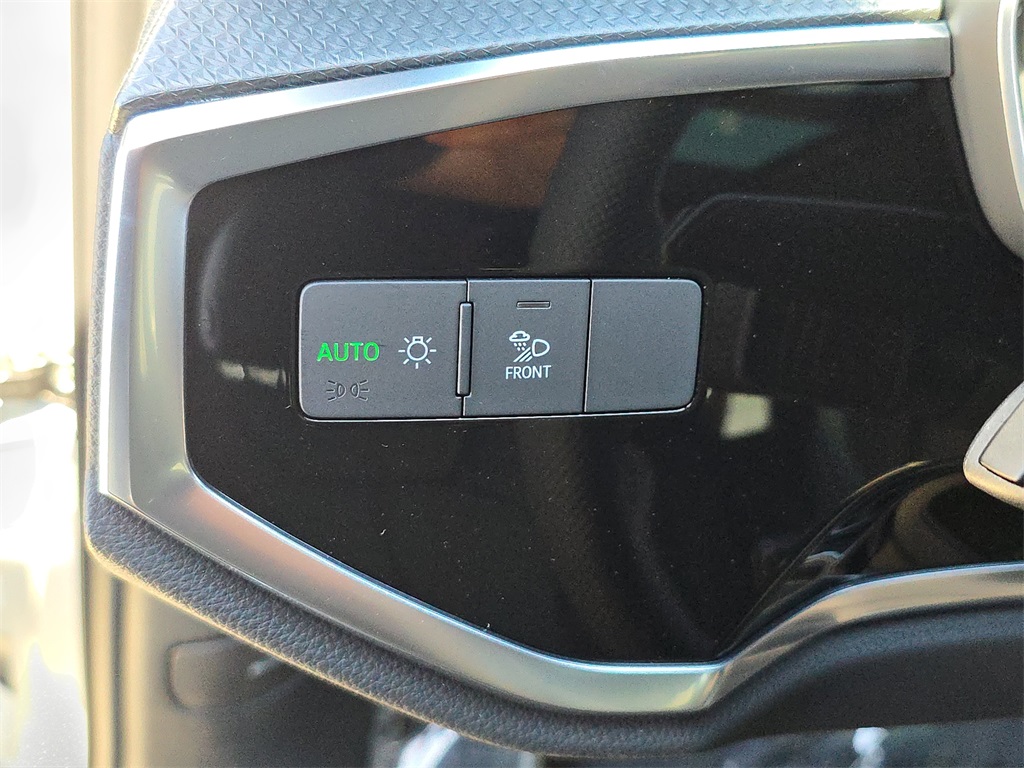 2025 Audi Q3 S Line Premium Plus Image 26 of 36