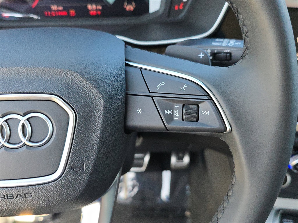 2025 Audi Q3 S Line Premium Plus Image 19 of 35