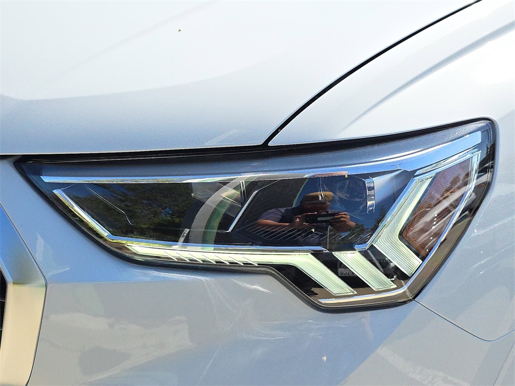 2025 Audi Q3 S Line Premium Plus Image 32 of 35