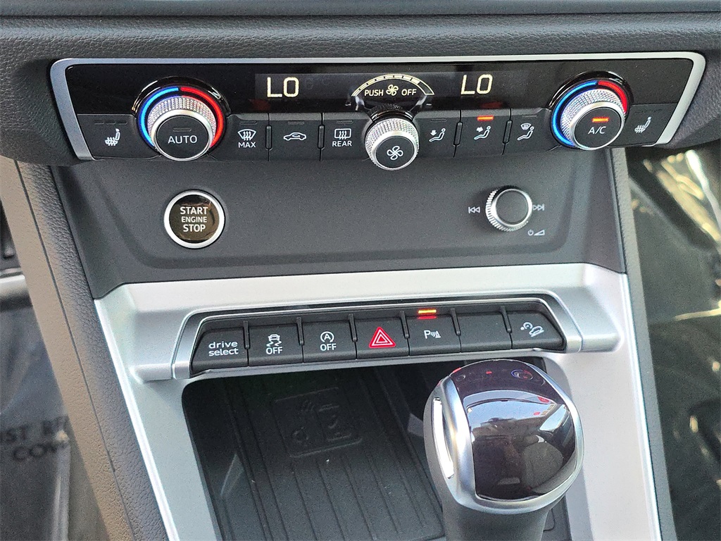 2025 Audi Q3 S Line Premium Plus Image 34 of 35