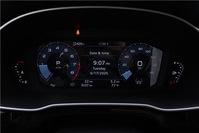 Vehicle image 13 of 17