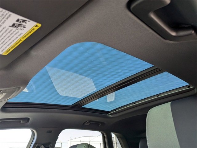 Vehicle image 11 of 19