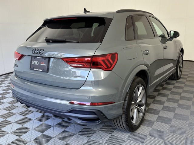 Vehicle image 5 of 28