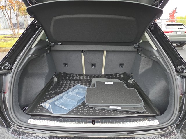 2025 Audi Q3 S Line Premium Image 7 of 24