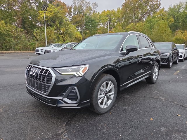 2025 Audi Q3 S Line Premium Image 2 of 24