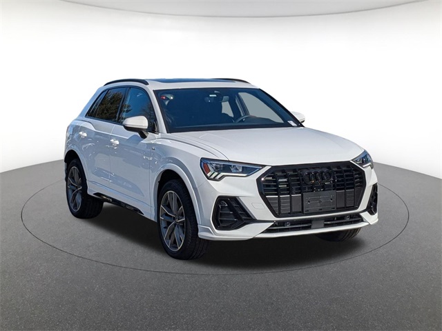 Vehicle image 6 of 19