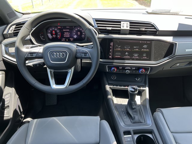 Vehicle image 16 of 37