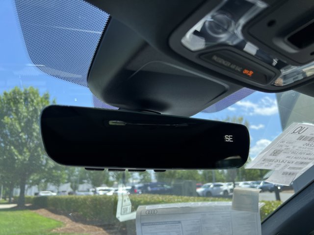 Vehicle image 36 of 37