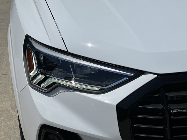 Vehicle image 28 of 37