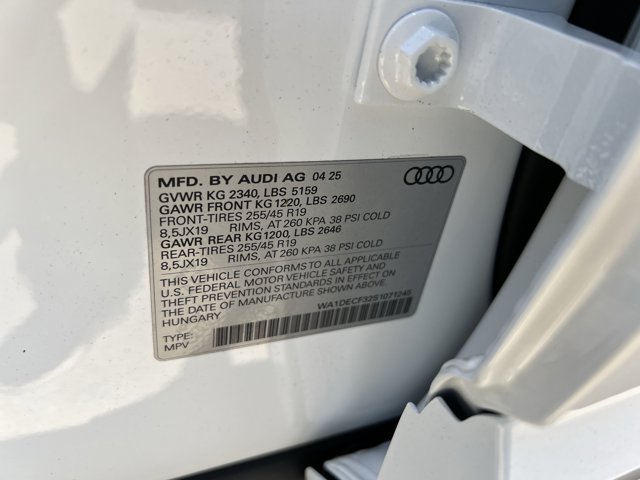 Vehicle image 30 of 37