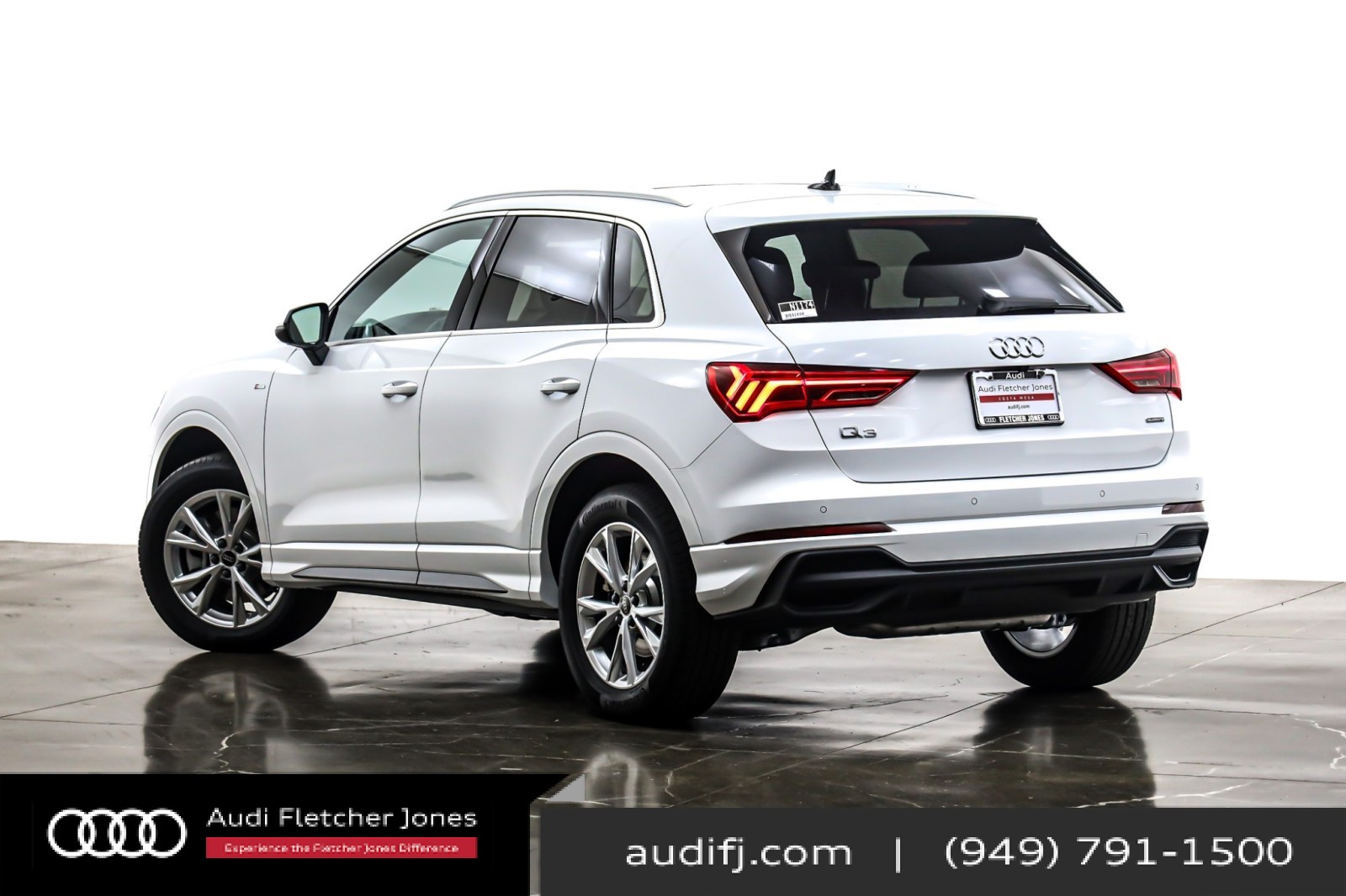 Vehicle image 4 of 20