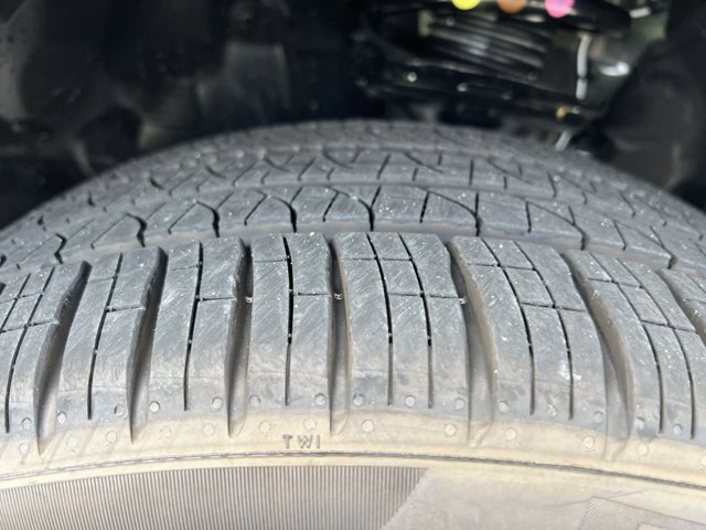 Vehicle image 12 of 37