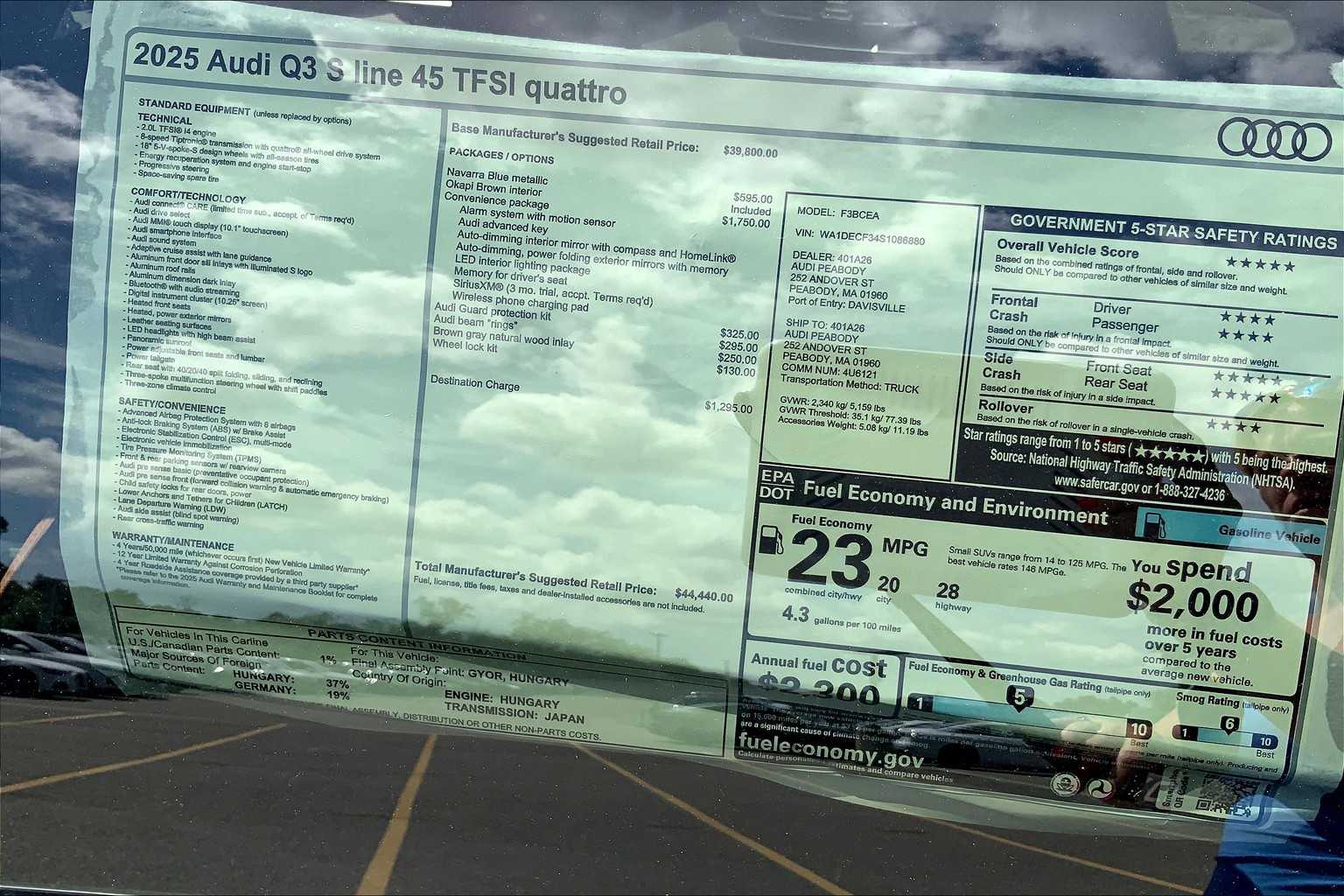 Vehicle image 16 of 19