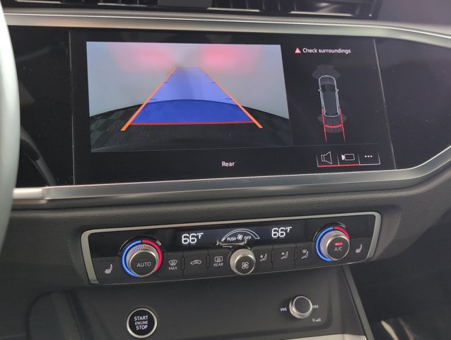 Vehicle image 17 of 28