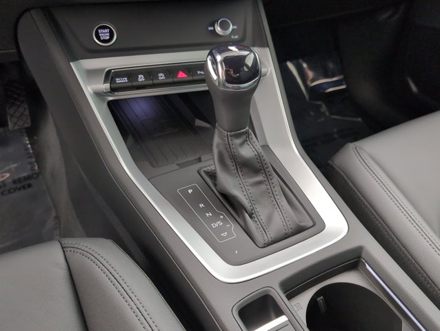 Vehicle image 20 of 28