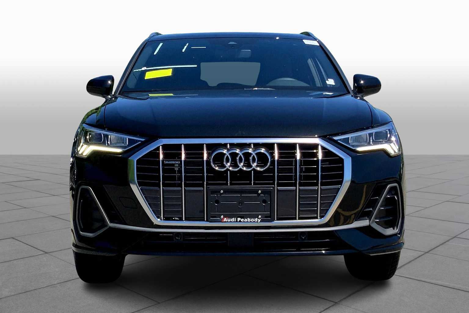 Vehicle image 2 of 19