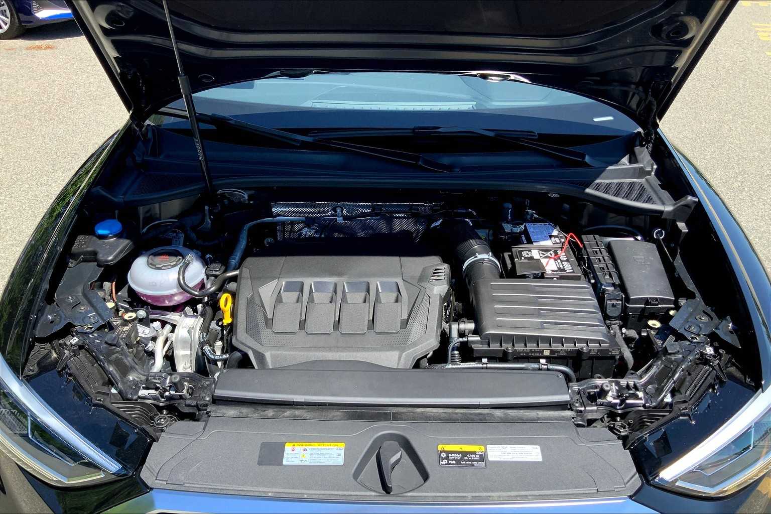 Vehicle image 6 of 19