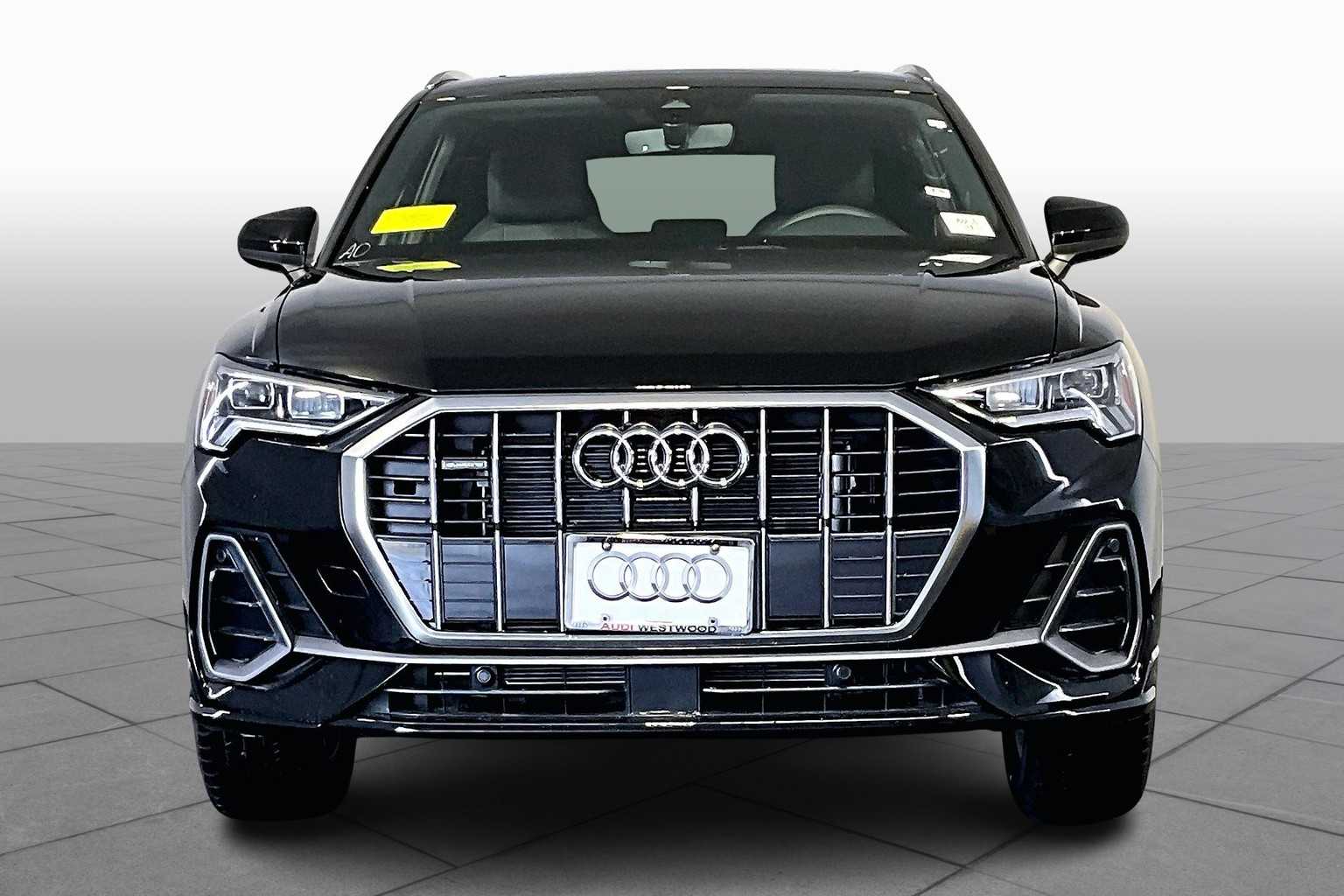 Vehicle image 2 of 19