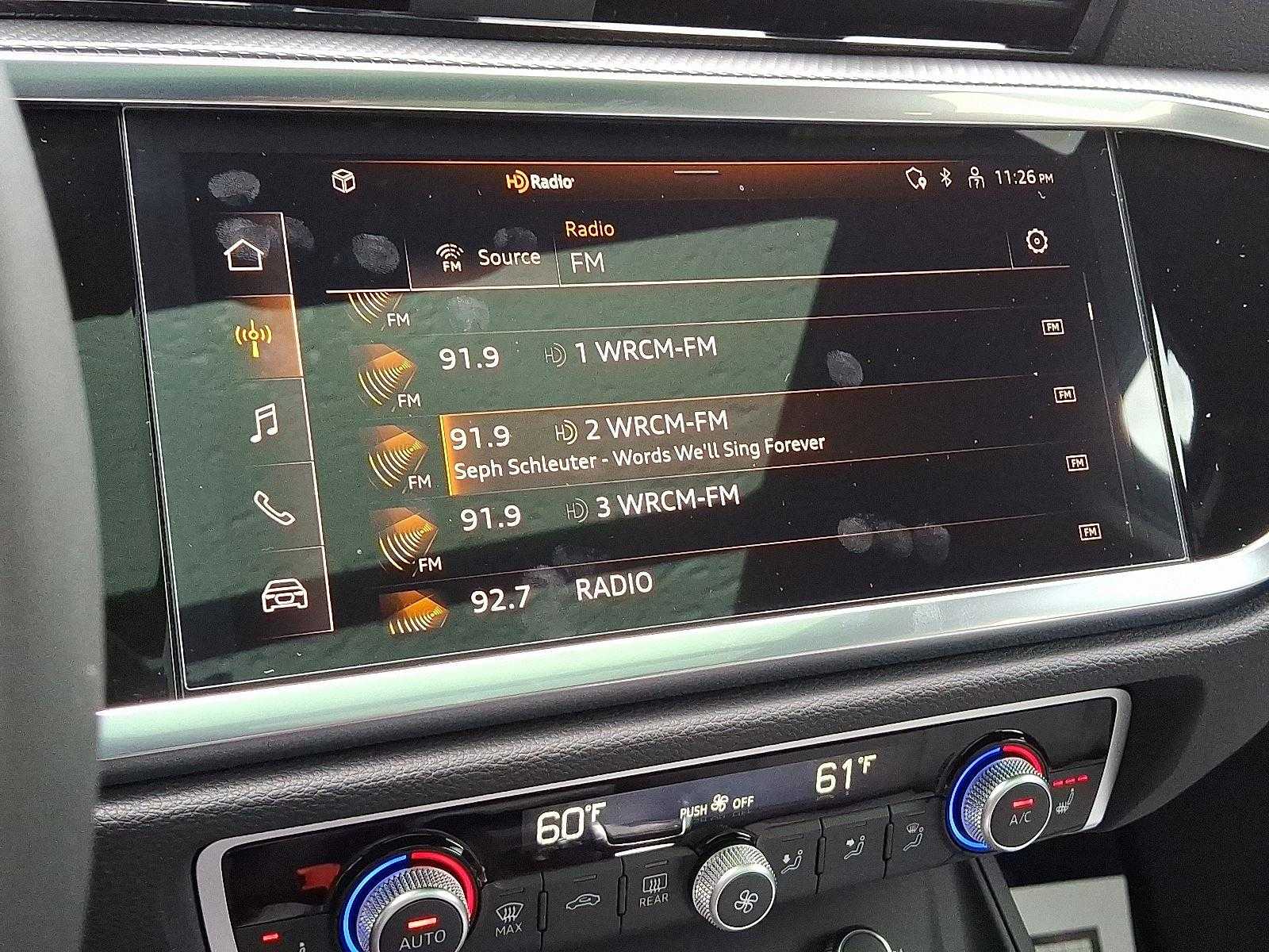 Vehicle image 11 of 26