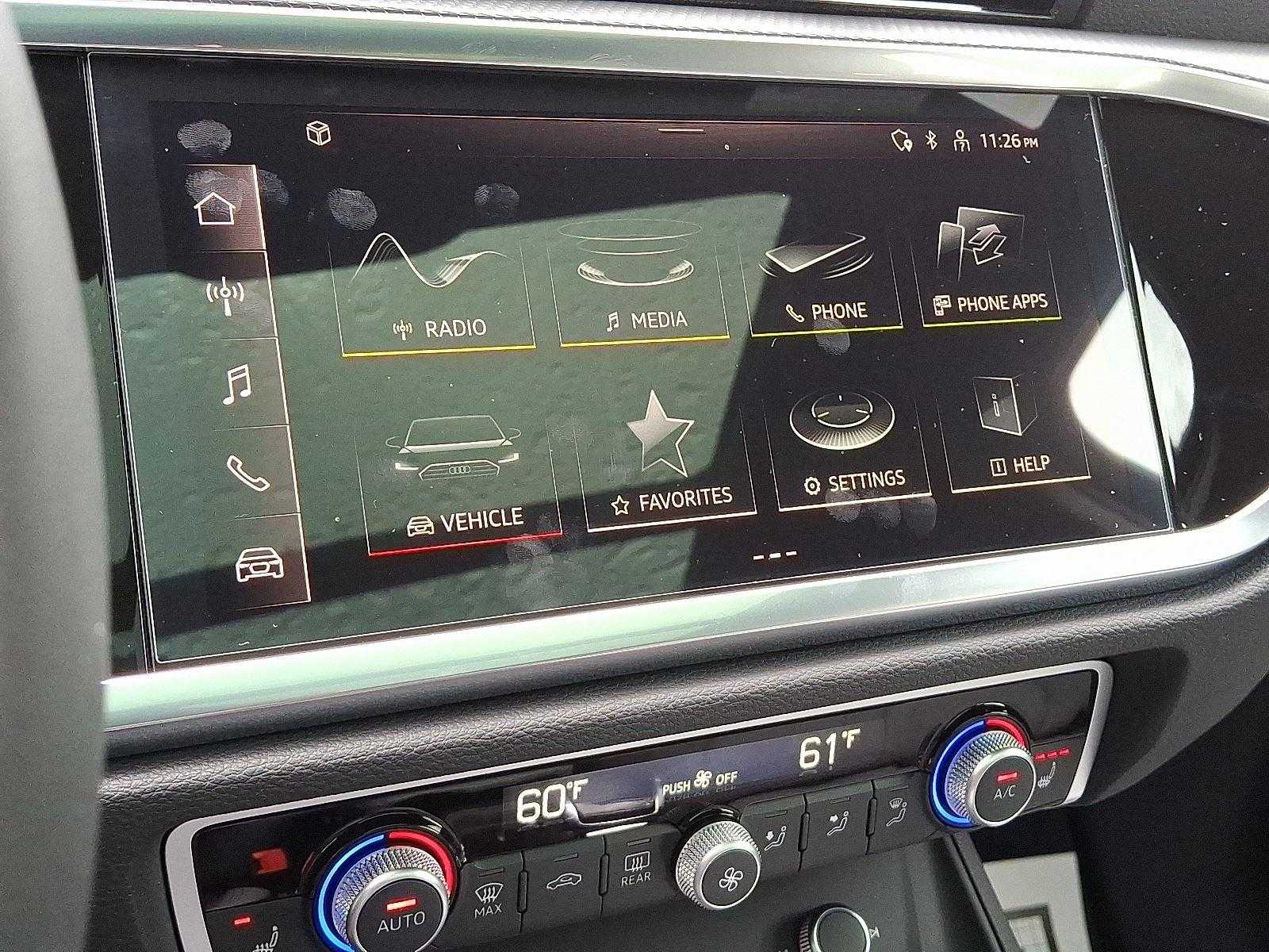 Vehicle image 13 of 26