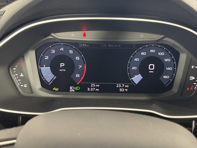 Vehicle image 18 of 27