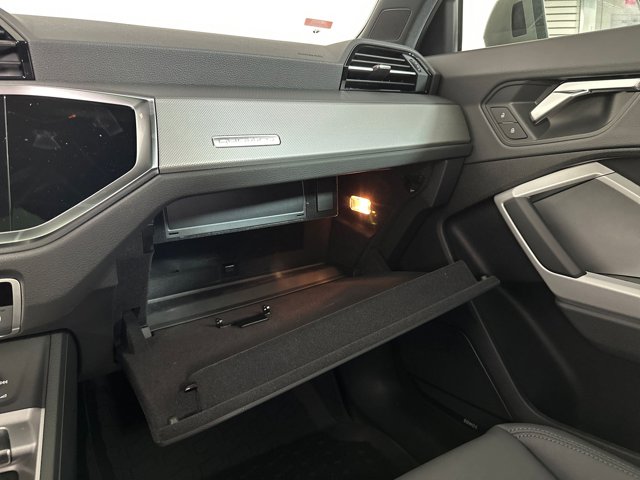 2025 Audi Q3 S Line Premium Image 16 of 40
