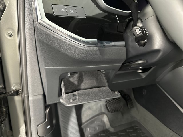 2025 Audi Q3 S Line Premium Image 33 of 40