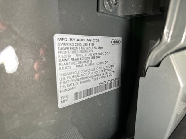 2025 Audi Q3 S Line Premium Image 32 of 40