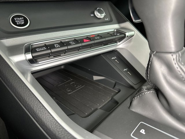 2025 Audi Q3 S Line Premium Image 34 of 40