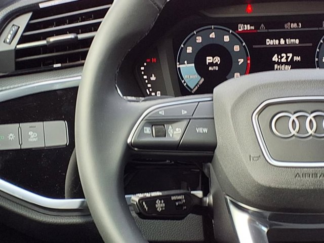 Vehicle image 15 of 27