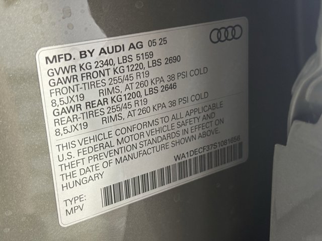Vehicle image 25 of 28