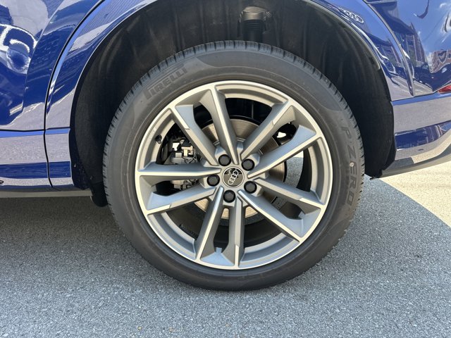 Vehicle image 7 of 27