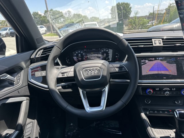 Vehicle image 12 of 27